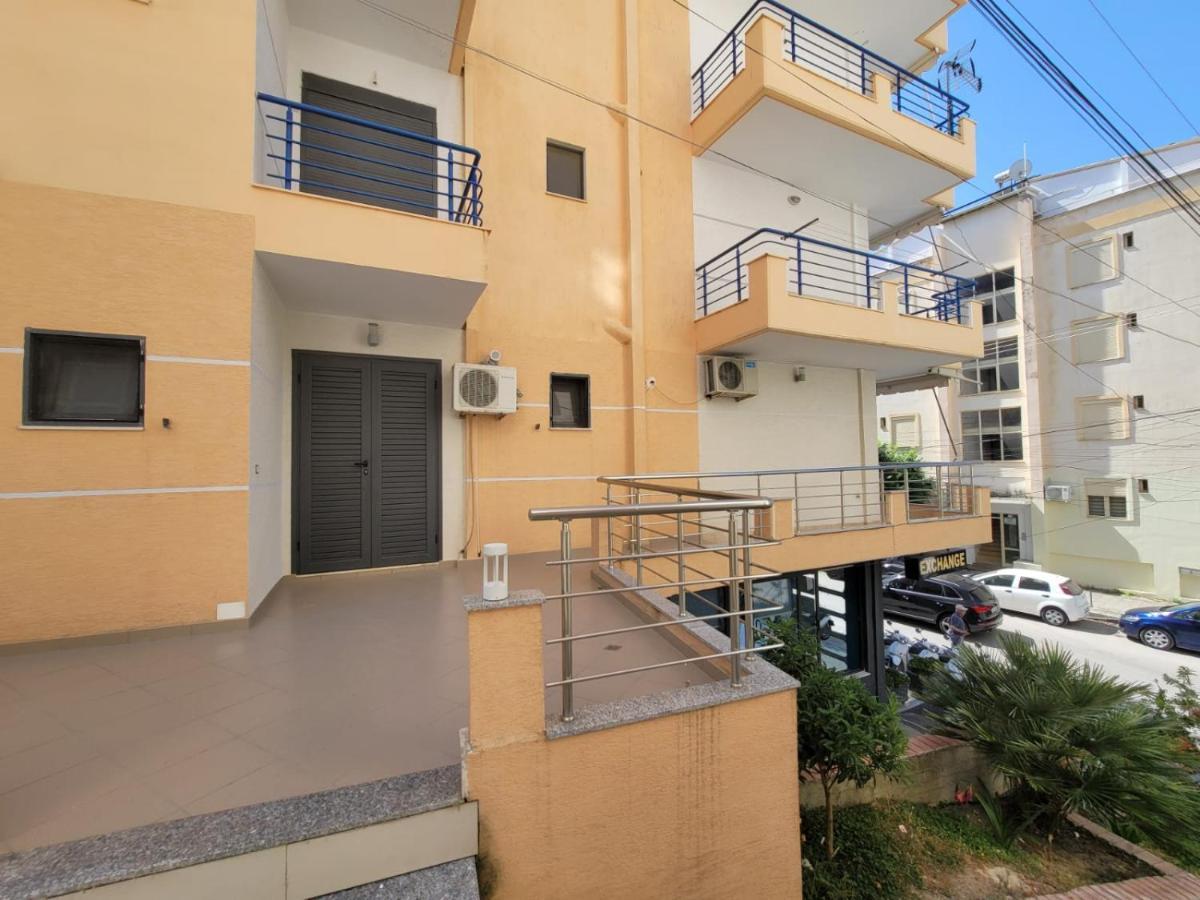 Amber Apartments Sarande Exterior photo