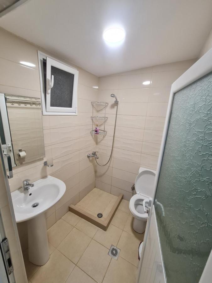 Amber Apartments Sarande Exterior photo