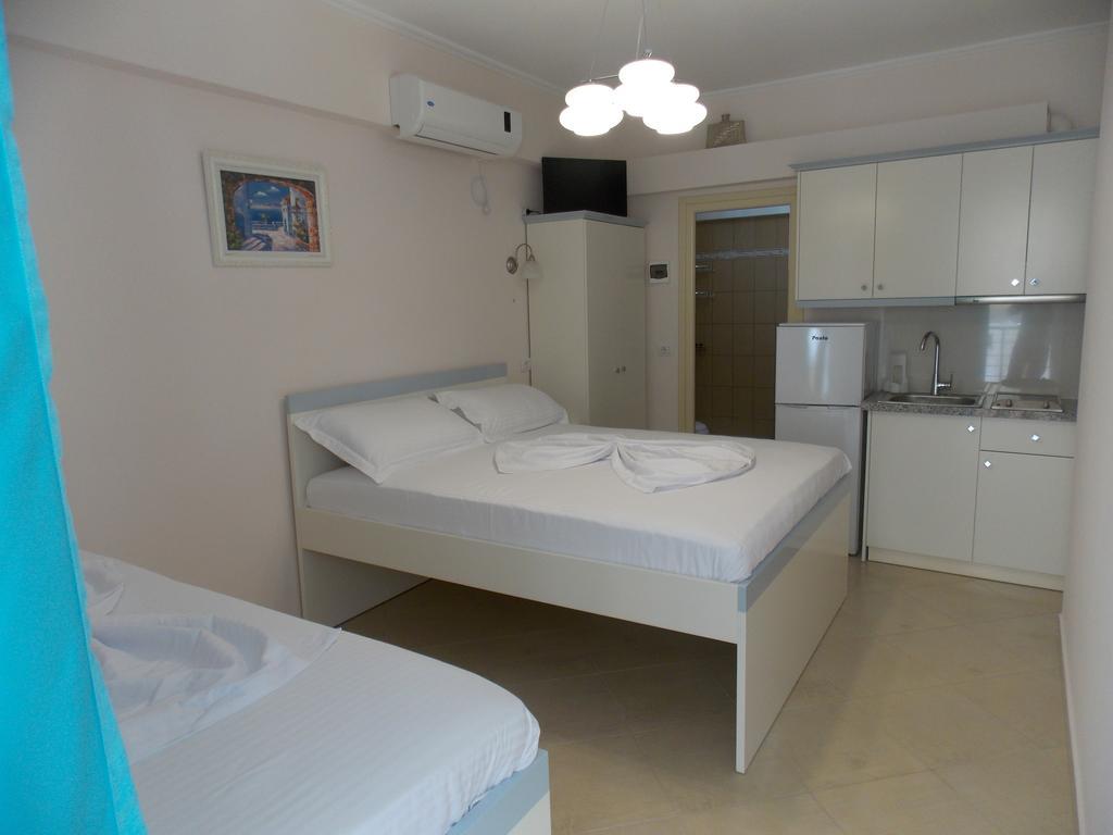 Amber Apartments Sarande Exterior photo